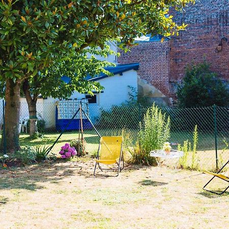 Ma Maison De Poupée Honfleur Exterior foto