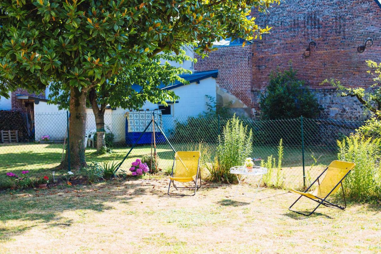 Ma Maison De Poupée Honfleur Exterior foto